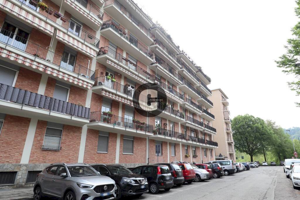 Facciata - Four-room apartment Lungo Po Alessandro Antonelli, 117/2, Torino (neighborhood Vanchiglietta) - photo 1
