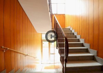 Interno palazzo - Four-room apartment Lungo Po Alessandro Antonelli, 117/2, Torino (neighborhood Vanchiglietta) - photo 9