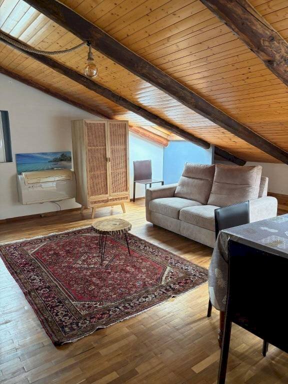 Salone - Trilocale strada Comunale di Mongreno, 50, Torino (zona Madonna del Pilone) - foto 3