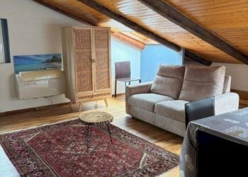 Salone - Appartamento strada Comunale di Mongreno, 50, Torino (zona Madonna del Pilone) - foto 3