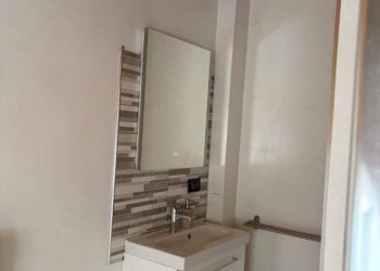 Bagno - Appartamento strada Comunale di Mongreno, 50, Torino (zona Madonna del Pilone) - foto 16