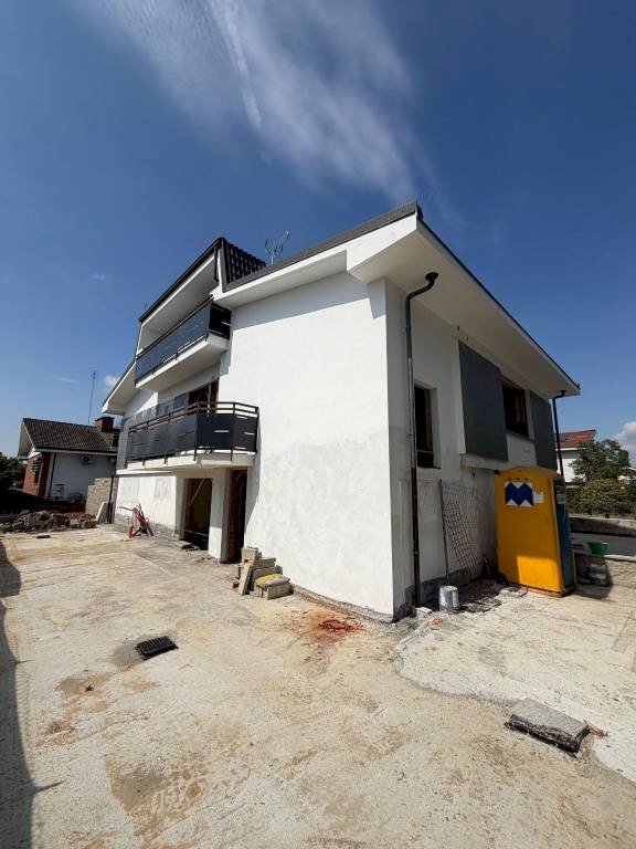 Facciata - Villa viale dei Tigli, 18, Vinovo - foto 2