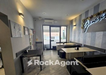 Interno non residenziale - Bar Tavola Calda - Fredda via Agostino Ghirlanda, 37, Massa - foto 2