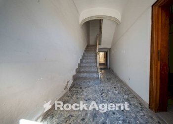 Interno palazzo - Stable - Palace via Principe Umberto, Sennori - photo 21