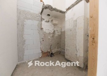 Magazzino - Negozio via Giacomo Soliman, 58 R, Genova (zona Sestri Ponente) - foto 24
