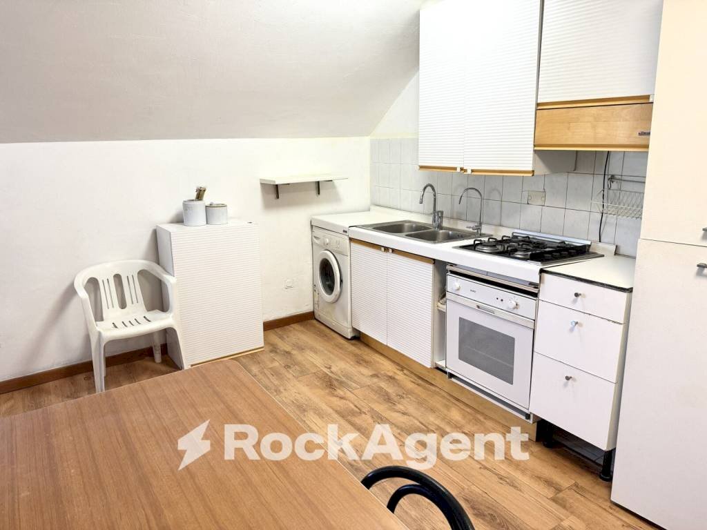 Cucina - Appartamento via Pietro Crespi, 10, Milano - foto 3