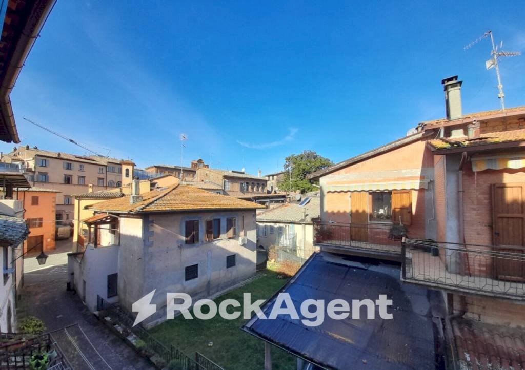 Vista - Trilocale via Vallefossata, 41, Acquapendente - foto 1