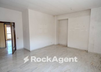 Cucina - Appartamento via Cassia, 106, Acquapendente - foto 19