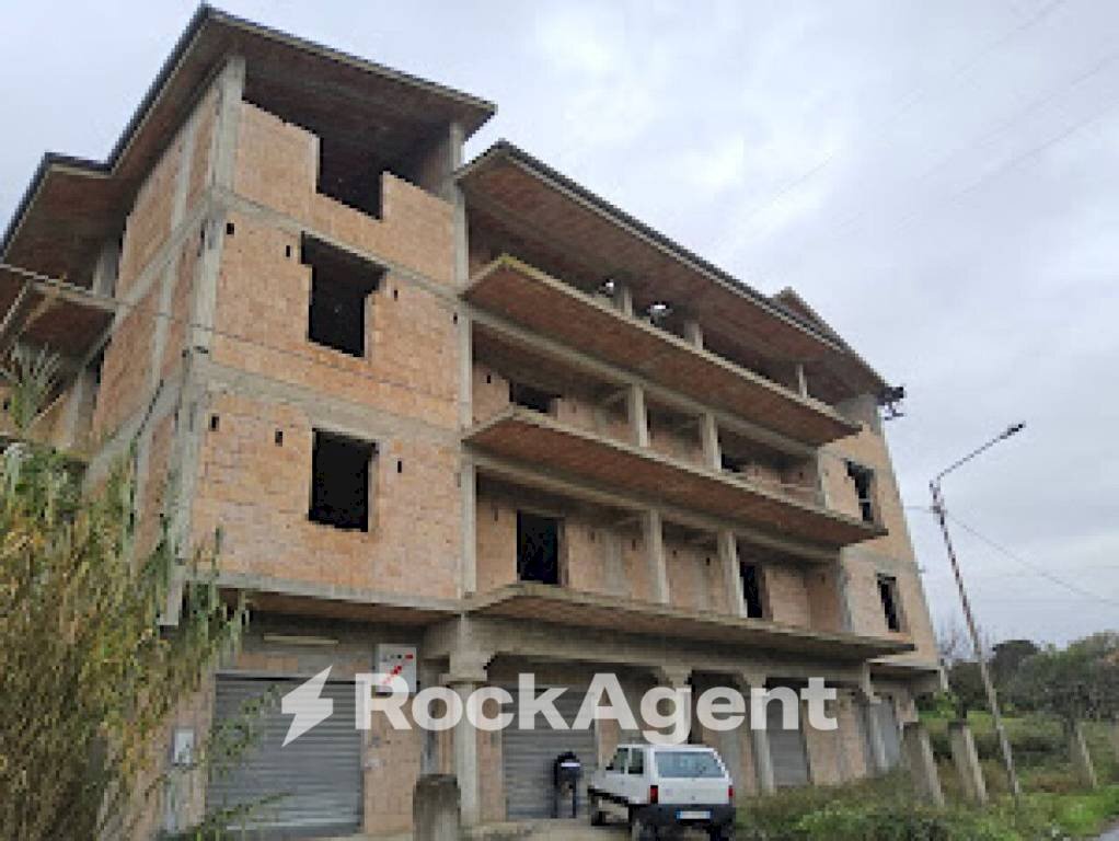 Facciata - Stabile - Palazzo via Ternicola, 50, Bovalino - foto 1