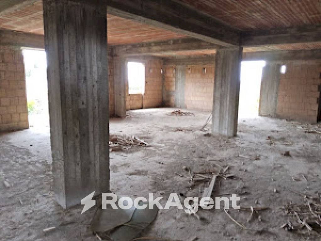 Magazzino - Stabile - Palazzo via Ternicola, 50, Bovalino - foto 2