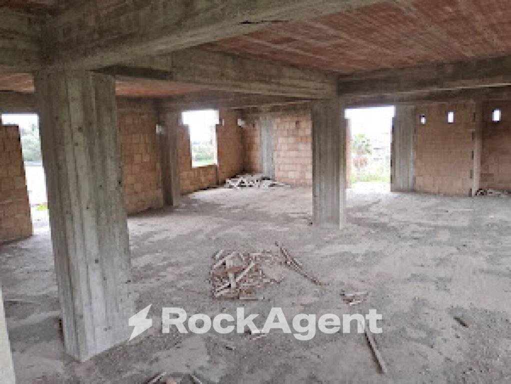 Magazzino - Stabile - Palazzo via Ternicola, 50, Bovalino - foto 3