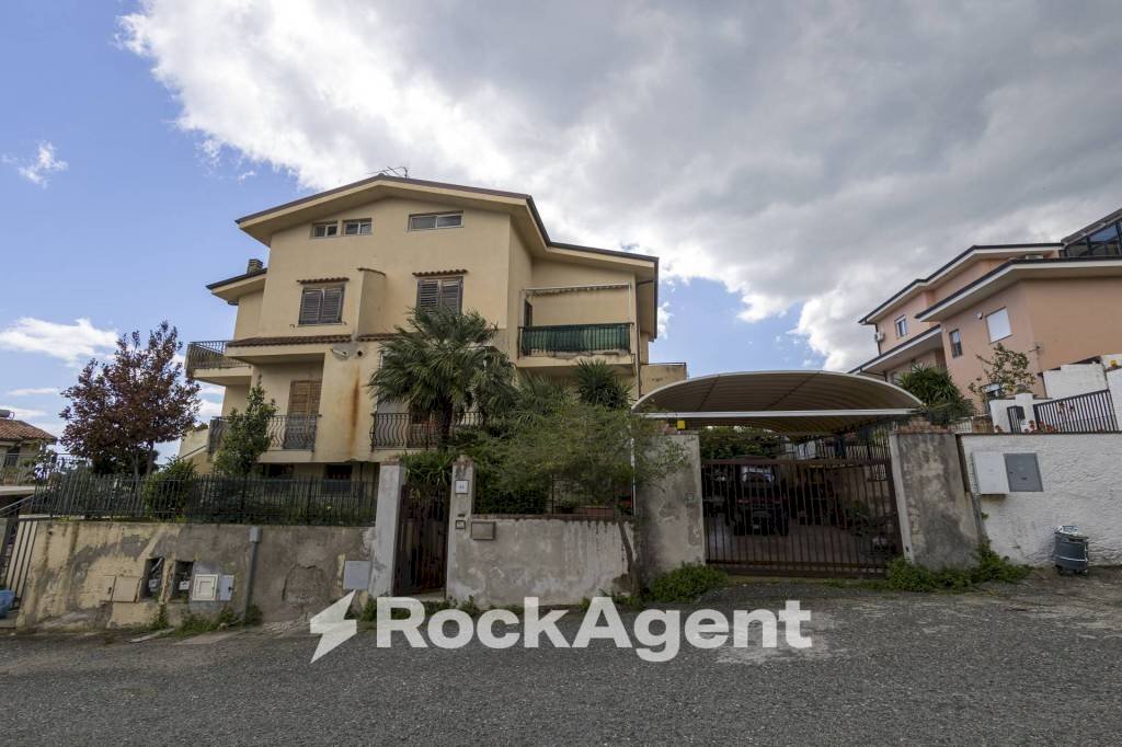 Zona - Villa via dei Tulipani, 25, Soverato - foto 3