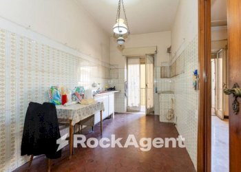 Cucina - Appartamento via Federico Ciccaglione, 15, Catania - foto 3