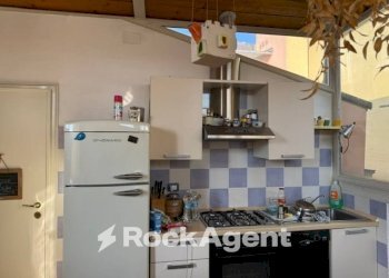 Cucina - Appartamento strada XX Settembre, 75, Parma - foto 2