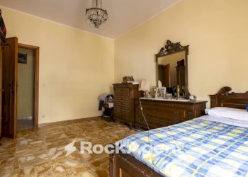 Camera da letto - Three-room apartment via Candela, 12, Catanzaro - photo 23