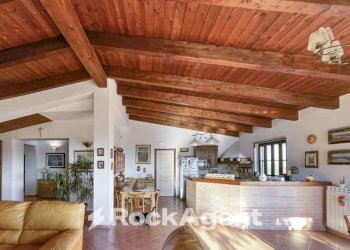 Salone - Villa contrada Donnantona, 19, Borgia - foto 5