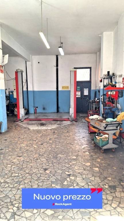 Interno non residenziale - Negozio via Nino Costa, Roma - foto 1