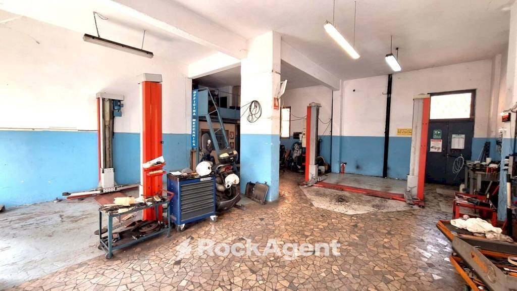 Interno non residenziale - Negozio via Nino Costa, Roma - foto 3