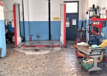 Interno non residenziale - Negozio via Nino Costa, Roma - foto 1