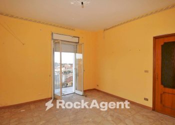 Camera da letto - Four-room apartment vico Tomasello, 13, San Pietro Clarenza - photo 12