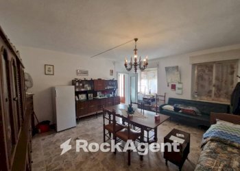 Salone - Rustico FRAZIONE CAMPORELLO 5, San Damiano al Colle - foto 9