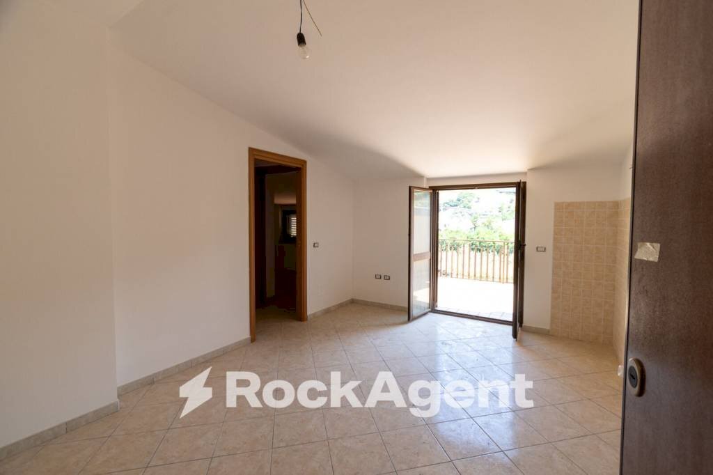 Cucina - Attico via Cavour, Nocera Terinese - foto 3