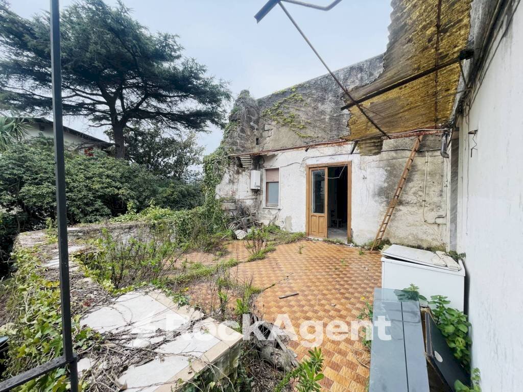 Vista - Appartamento corso V. Emanuele, 129, Angri - foto 3