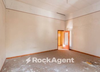 Camera da letto - Appartamento corso V. Emanuele, 129, Angri - foto 22