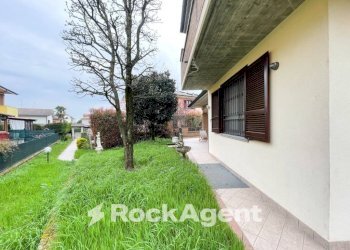 Giardino - Villa via Gabriele d'Annunzio, 7, Salerano sul Lambro - foto 38