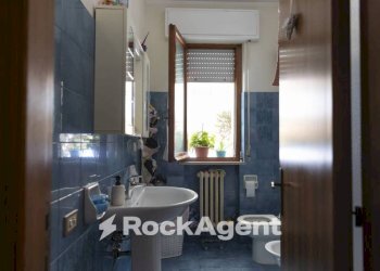 Bagno - Appartamento via Giuseppe Mazzini, 108, Alba Adriatica - foto 10