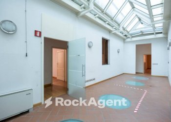 Cortile interno - Stabile - Palazzo piazzetta Spirito Santo, Pistoia - foto 23