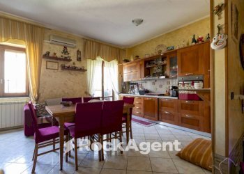 Cucina - Trilocale via Antonio Masciari, 7, Catanzaro - foto 2