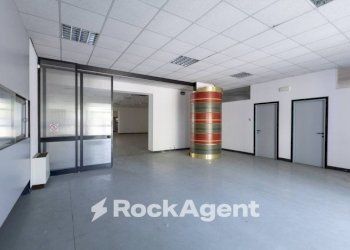 Interno non residenziale - Capannone via Lucchese, 6, Pisa - foto 2