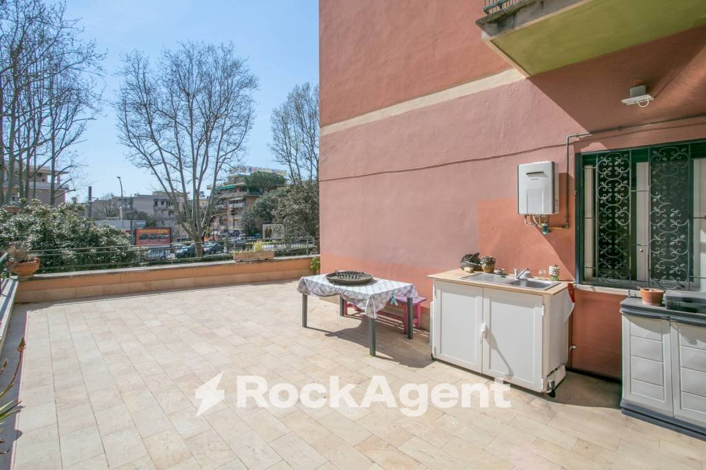 Terrazzo - Trilocale Circonvallazione Gianicolense, 368, Roma - foto 1