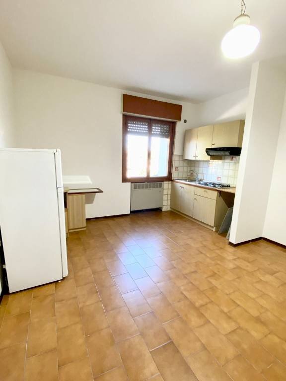 Cucina - Appartamento via Oslavia, 46, Pordenone - foto 2