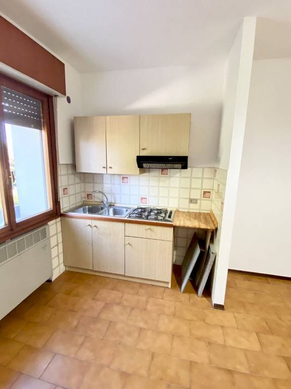 Cucina - Appartamento via Oslavia, 46, Pordenone - foto 3