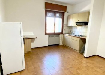 Cucina - Appartamento via Oslavia, 46, Pordenone - foto 2