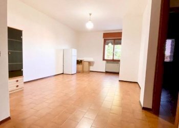 Cucina - Appartamento via Oslavia, 46, Pordenone - foto 4