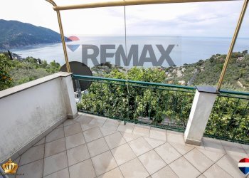 Casa indipendente Via Don Angelo Polleri, 8 
 Recco, Recco - foto 1