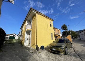 facciata - Casa indipendente Via Lucania 9, San Giovanni Teatino - foto 27