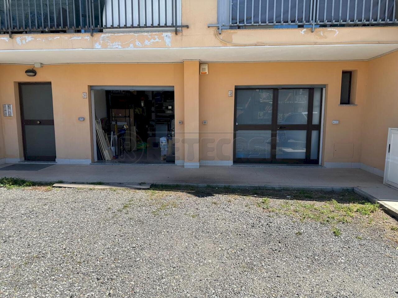 e461cae2-296a-4f4c-9ab8-4ba6676c1cf9.jpg - Magazzino Via Nino Gemelli, Catanzaro - foto 1