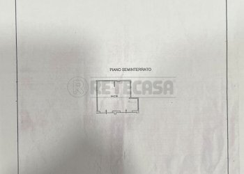 69922e0f-6a1c-4e6d-b946-1ac45a9b9724.jpg - Magazzino Via Nino Gemelli, Catanzaro - foto 2