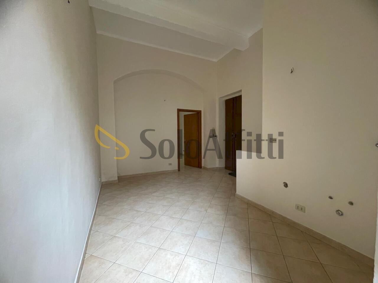1.jpg - Two-room apartment Via Bruino, Torino (neighborhood Cit Turin) - photo 1