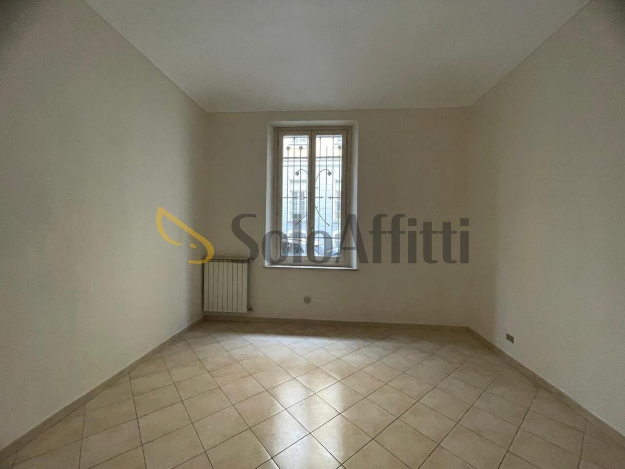 6.jpg - Two-room apartment Via Bruino, Torino (neighborhood Cit Turin) - photo 3