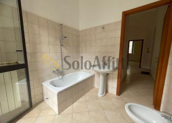 10.jpg - Bilocale Via Bruino, Torino (zona Cit Turin) - foto 7