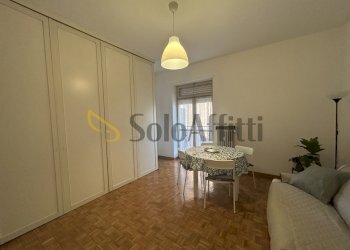 LIVING CON CUCINA.jpg - Quadrilocale Via Filadelfia 50, Torino - foto 6