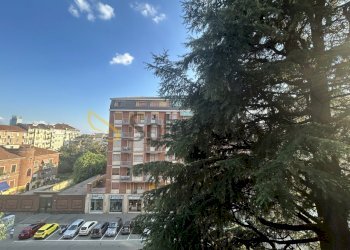 BALCONE ESTERNO.jpg - Quadrilocale Via Filadelfia 50, Torino - foto 13