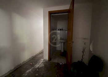 interni - Magazzino Via Giuseppe Verdi 12, Mascalucia - foto 10