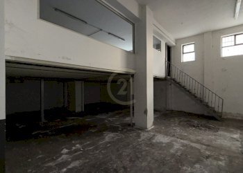 interni - Magazzino Via Giuseppe Verdi 12, Mascalucia - foto 12