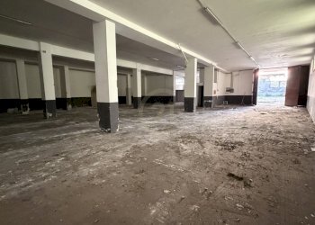 interni - Magazzino Via Giuseppe Verdi 12, Mascalucia - foto 21